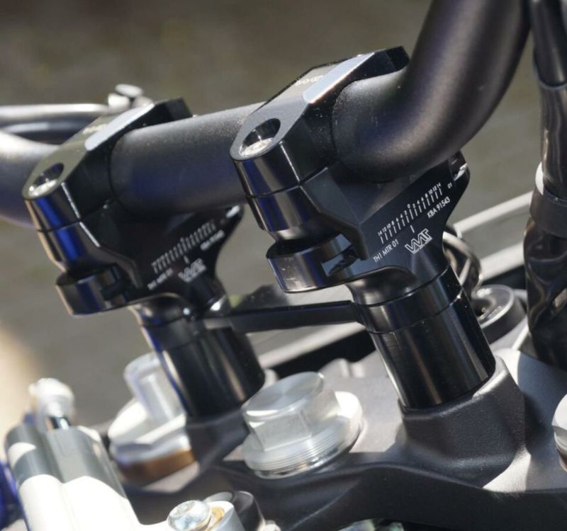 ヤマハ MT-09 ハンドル周り