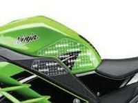 カワサキ Z250 ボディパーツ