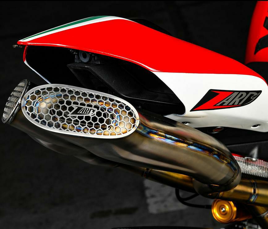 DUCATI スーパーバイク マフラー