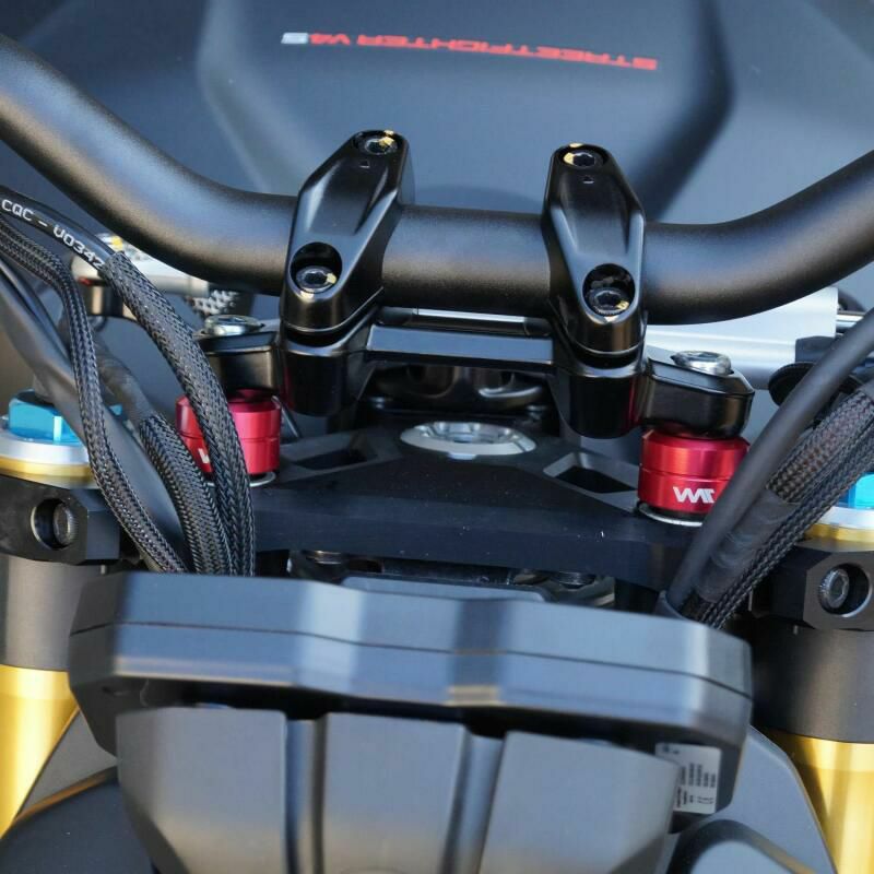 DUCATI ストリートファイター|カスタムパーツ |バイクパーツ専門店