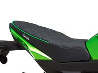 カワサキ Z125 シート