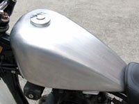 カワサキ 250TR タンク