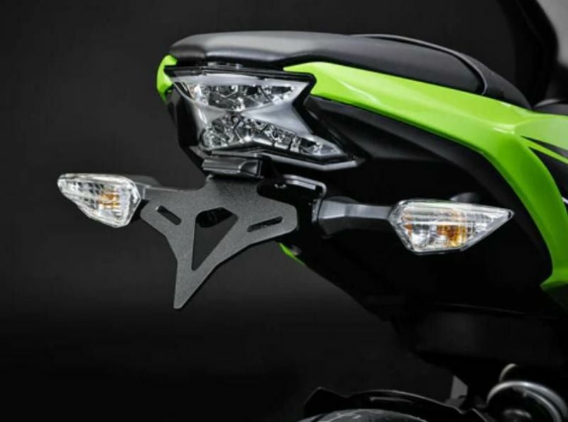 カワサキ Z650 ボディパーツ