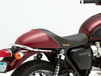 トライアンフボンネビル t120 シート 楽天市場】トライアンフ ボンネビルT100 /T120 ストレートツイン900
