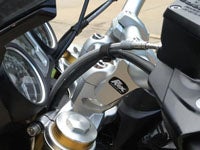 トライアンフ (Street Triple)ストリートトリプル|ハンドル周り