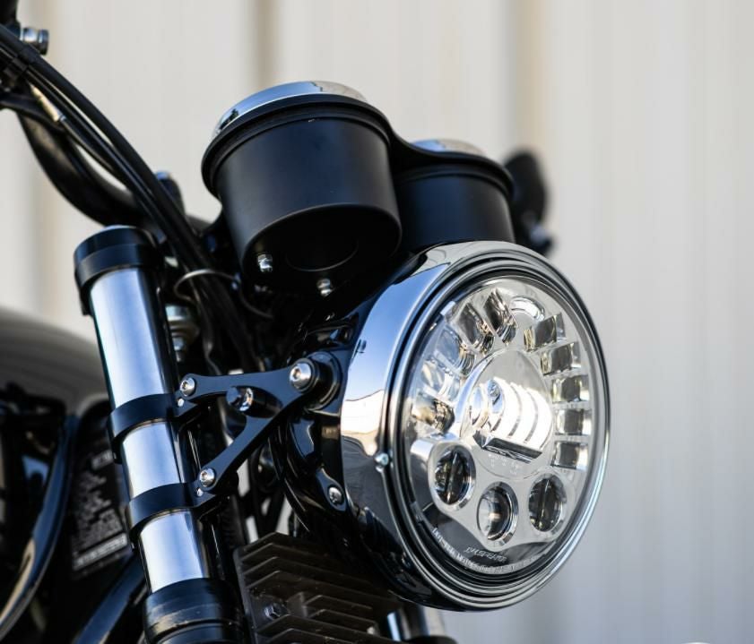 トライアンフ Thruxton(スラクストン)／R |カスタムパーツ|モトパーツ