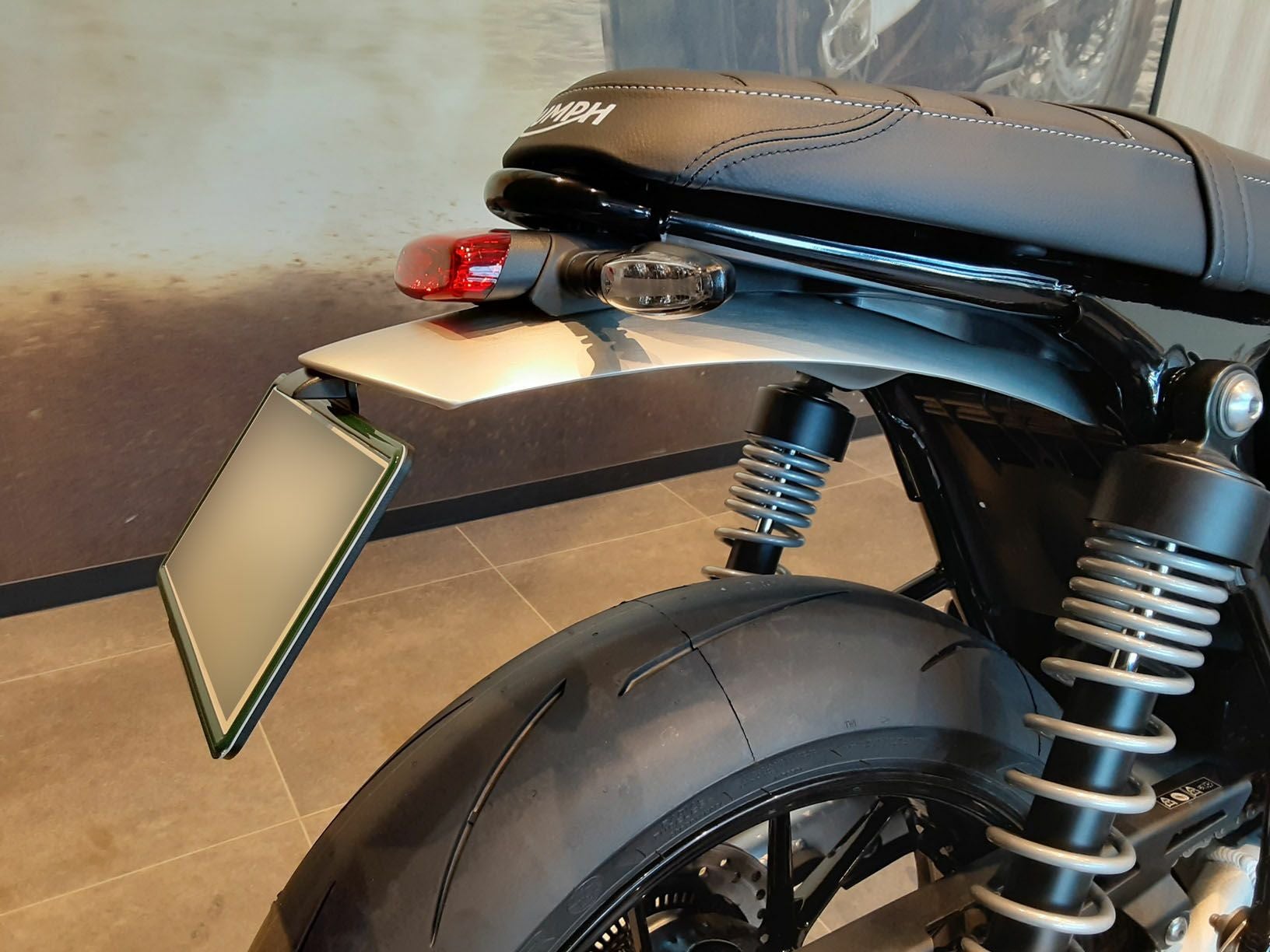 トライアンフ スピードツイン  フェンダーレス