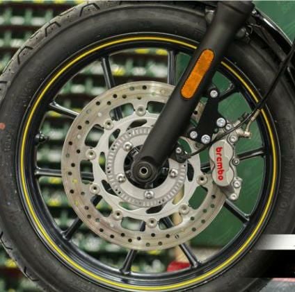 Triumph ストリートカップ ブレーキ