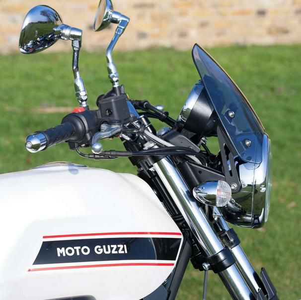 MOTO GUZZI (モトグッチ) V7 850 シリーズ3 スクリーン ダークスモーク