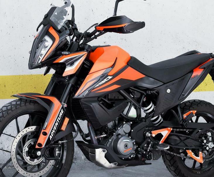 KTM390アドベンチャーフロントサイドカウル？ 000000009476.jpg?t=20210525132310