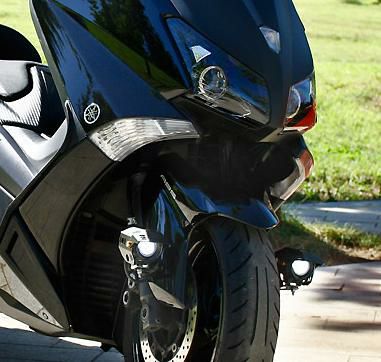 ヤマハ TMAX, NMAX/ライト・電装