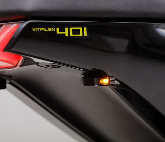 HUSQVARNA スヴァルトピレン ヴィットピレン ライト ウインカー 電装