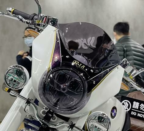 BMW R18 ウインドシールド|バイクパーツ専門店 モトパーツ(MOTO PARTS)