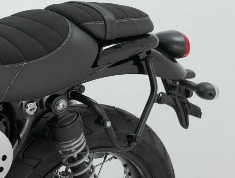 トライアンフサイドバック バイク ウェア Triumph モダンクラシックス用レザーサドルバッグ 左側
