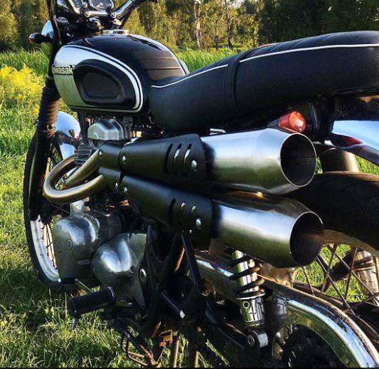 W650 キャブトンスクランブラー 2-1 アップマフラー フルエキ オメガ