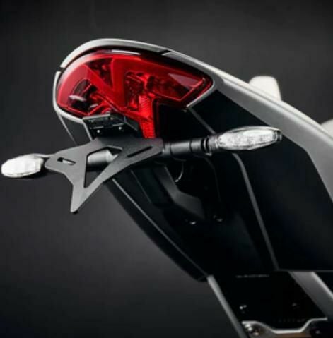 スピードトリプル 1200 RR ボディパーツ