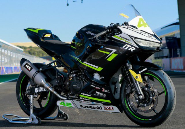 ニンジャ400/Z400 フルエキゾーストマフラー HEXOVAL チタニウム RACE