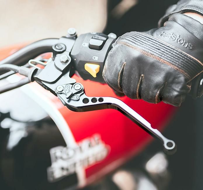 インターセプター/コンチネンタルGT 650 ハンドル周り