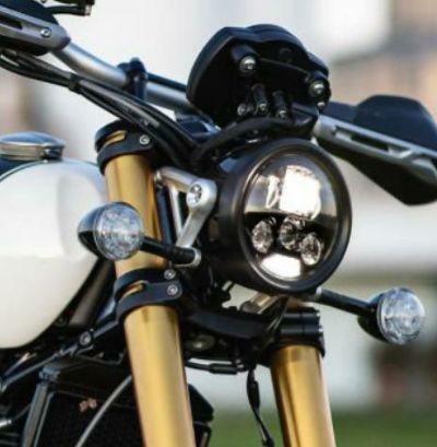 トライアンフ スクランブラー1200|ヘッドライト・ウインカー・電装品