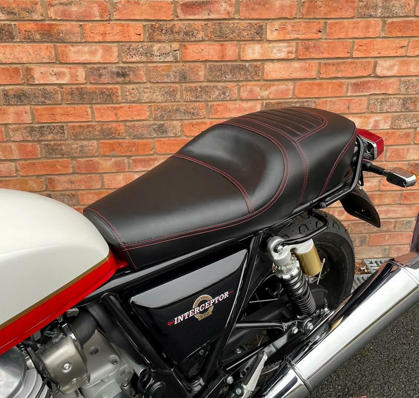 【Continental GT 650】純正シート コンチネンタルGT650 |シート|バイクパーツ専門店 モトパーツ(MOTO PARTS)
