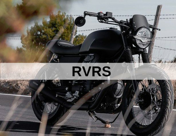 モトグッチ V7 850 (2021-) リアフェンダー&テールライト&ナンバー