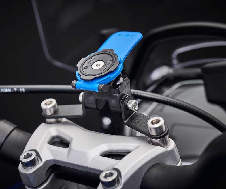 TRIUMPH トライデント800 Evotech Performanceナビ＆カメラマウント