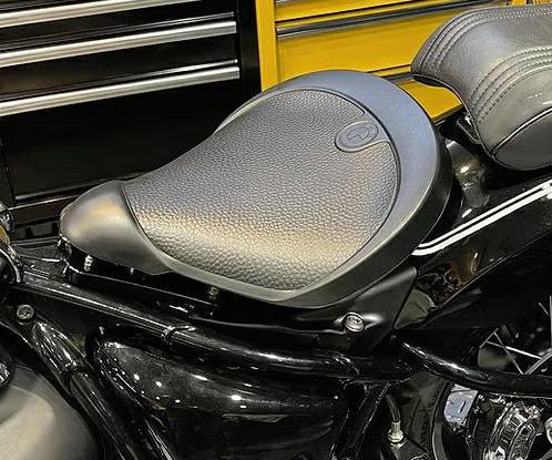 BMW R18 |スクリーン|シート |バイクパーツ専門店 モトパーツ(MOTO PARTS)
