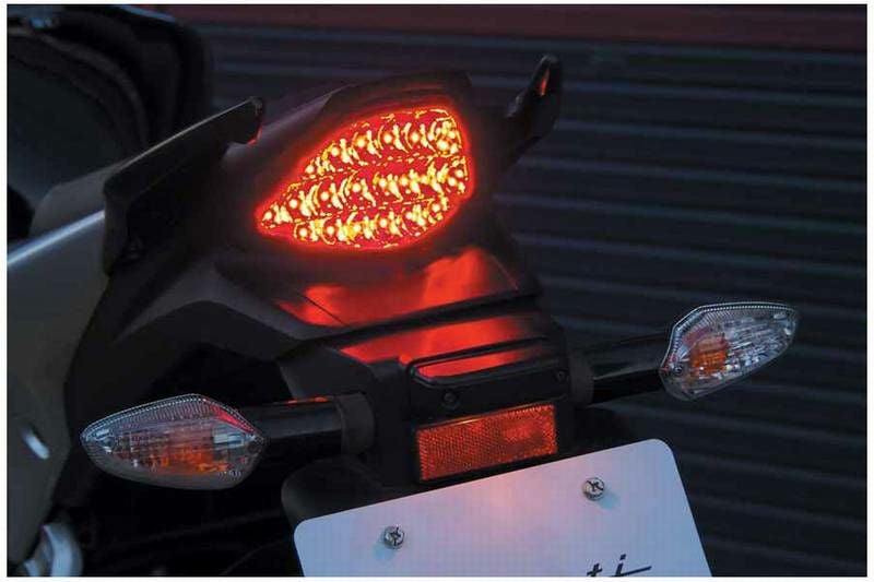 ヴァレンティモト(VALENTI MOTO) ジュエルLEDテール クリアレンズ CBR250R/125R_1
