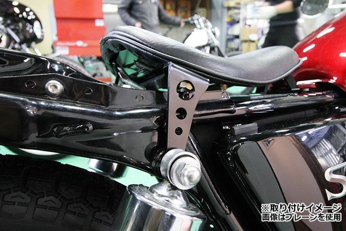 グッズ(GOODS) GOODER'S サドルシートキット プレーン ブラック SR400