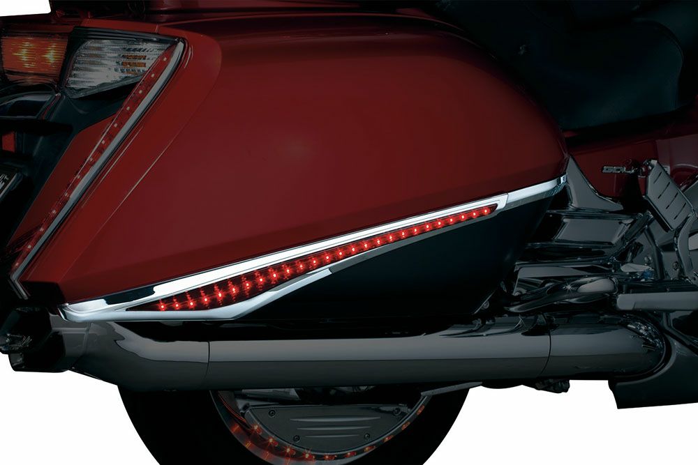 KURYAKYN L.E.D.サドルバッグアクセント スゥープス レッドレンズ/クローム-02