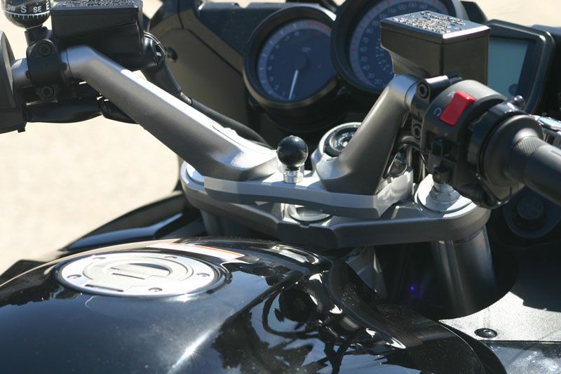 HeliBars ハンドルバーライザー for FJR1300 06- HR09079 SW-MOTECH FJR 1300 ハンドルポスト関連パーツ バーライザー. H＝27 mm.-シルバー-Yamaha FJR 1300（00-0…
