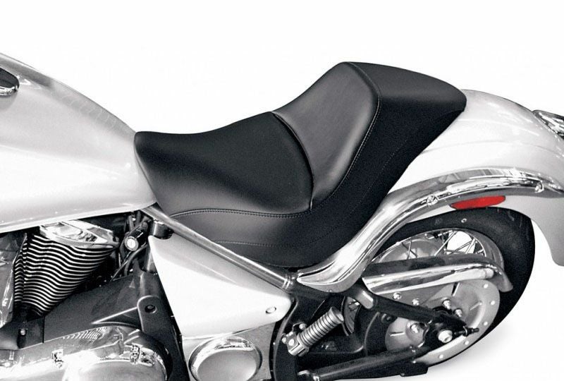 サドルマン　カワサキ　バルカン900クラシック（VN900）用シート。 SADDLEMEN RENEGADE デラックスソロシート スムース VN900 バルカン