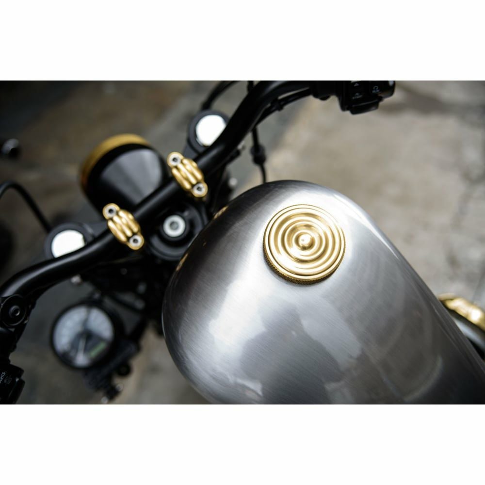 Motone（モートーン） カスタムガスキャップ ブラス×アルミ リップル