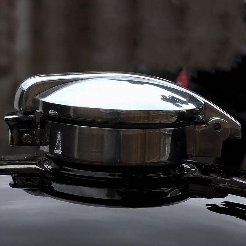 トライアンフ ボンネビル(Bonneville) ボバー |タンクキャップ