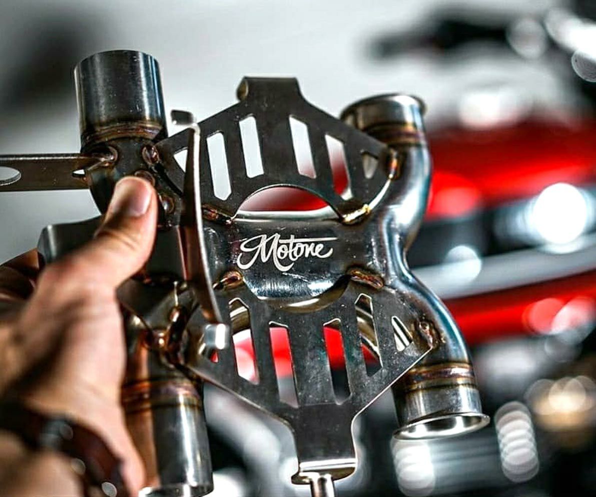 Motone Xパイプ 触媒レス エキゾーストパイプ トライアンフ水冷ツイン