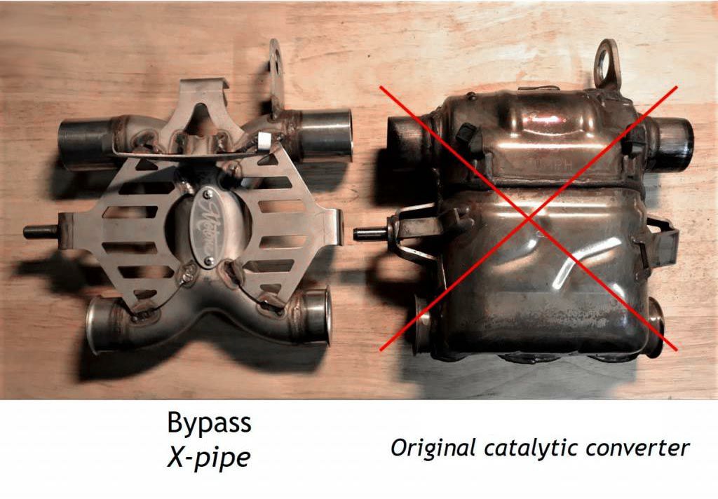 Motone Xパイプ 触媒レス エキゾーストパイプ　トライアンフ水冷ツイン用-03