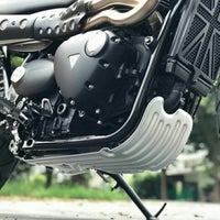 MTE138:Motone ディフェンダー サンプガード シルバー トライアンフ_1