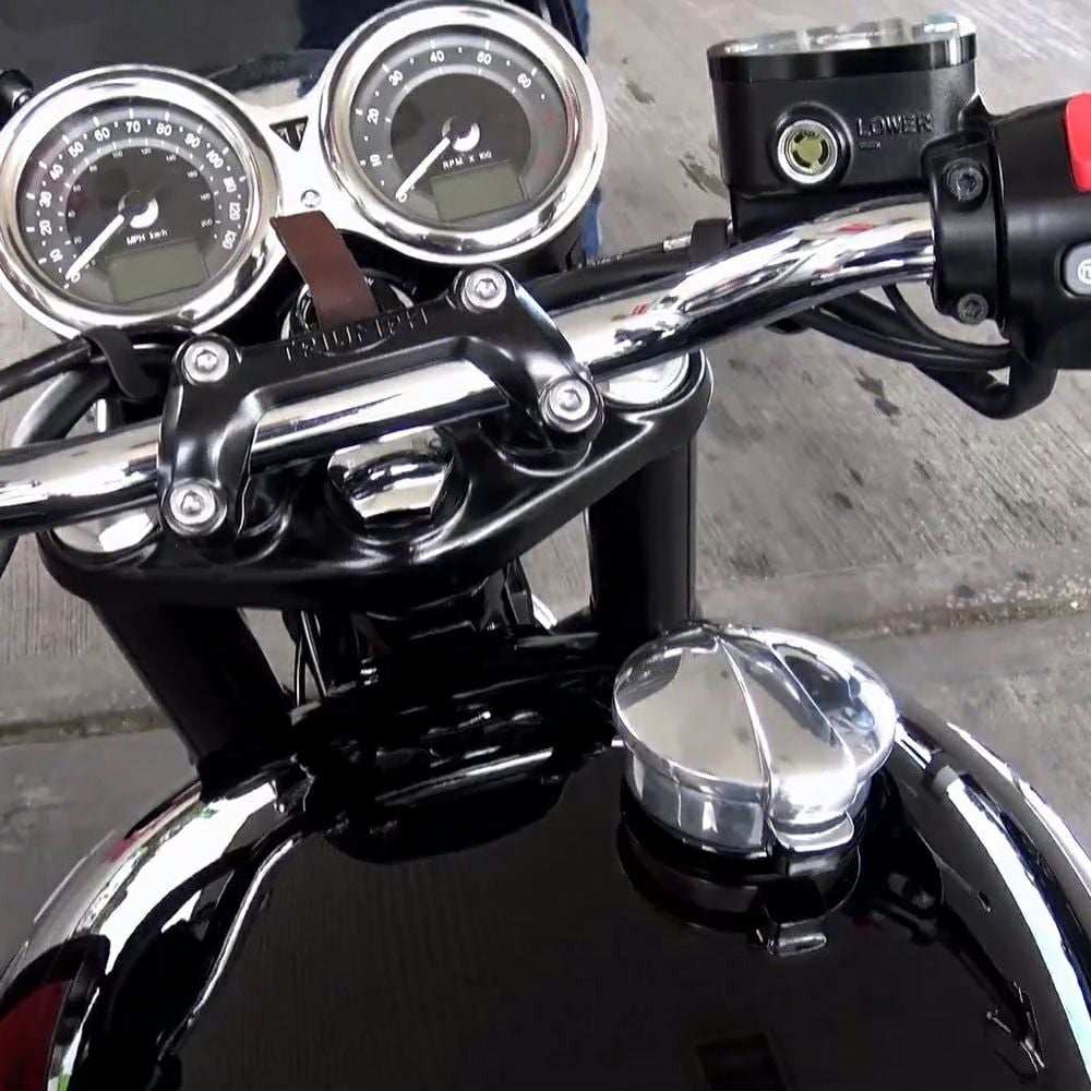 トライアンフ ボンネビル(Bonneville) ボバー |タンクキャップ