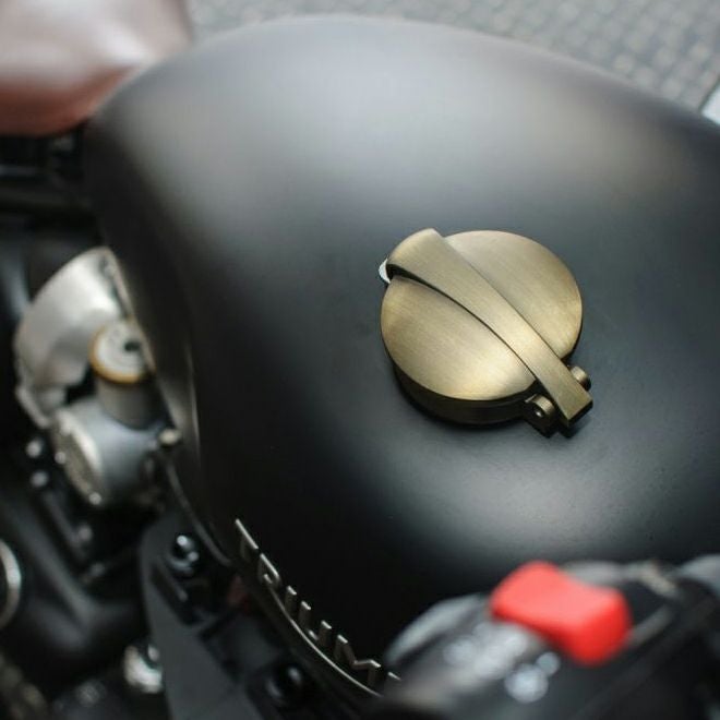 トライアンフ ボンネビル(Bonneville) ボバー |タンクキャップ