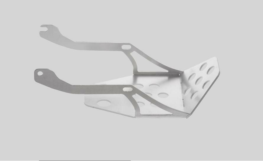 C-RACER  スキッドプレート エンジンガード ブラッシュアルミニウム SV650 16--02