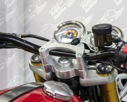 トライアンフ Thruxton(スラクストン)／R |ハンドルライザー