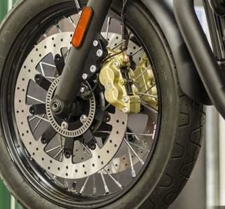 トライアンフ ボンネビル(Bonneville) T100&T120|Bonneville ブレーキ