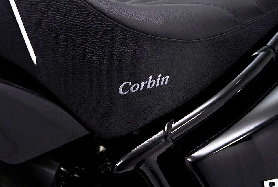 Corbin シートヒーター ヒーテッド ガンファイターサドル R18 | バイク