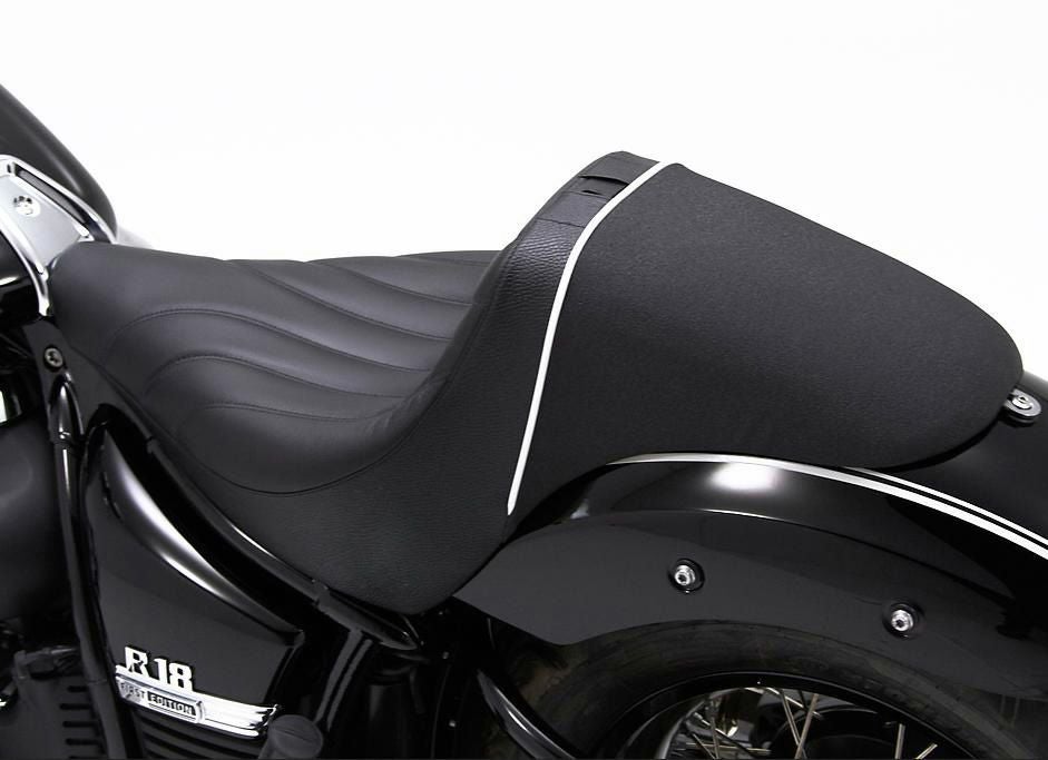 Corbin ガンファイターサドル R18 | バイクカスタムパーツ専門店