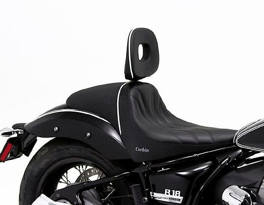 Corbin ガンファイターサドル R18 | バイクカスタムパーツ専門店