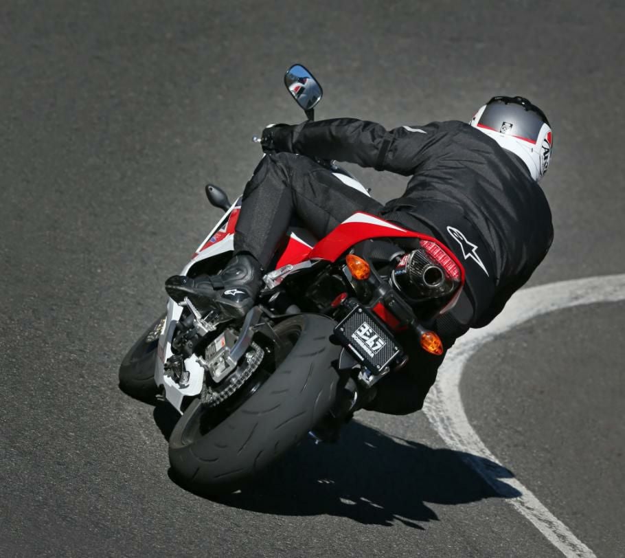 ヨシムラUSA RS-5 スリップオン カーボン マフラー ホンダ CBR600RR
