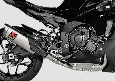YAMAHA YZF R1 09〜14年 アクラポビッチマフラー AKRAPOVIC（アクラポビッチ） 送料無料 AKRAPOVIC/アクラポヴィッチ