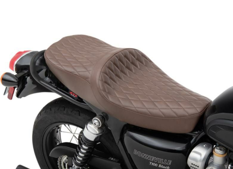 Z1R ローシート ダイヤモンドステッチ ブラウン 空冷 トライアンフ