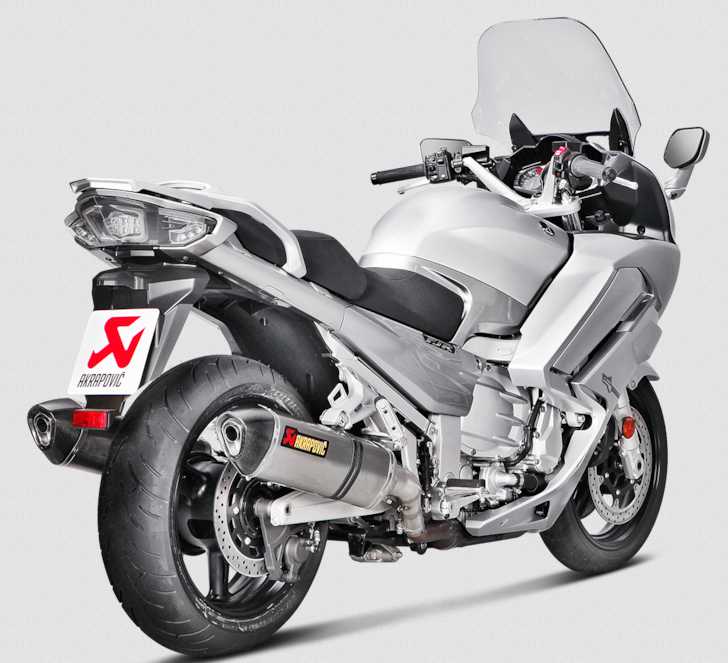 Yamaha FJR1300 (13-20) スリップオンマフラー（チタン） AKRAPOVIC_2