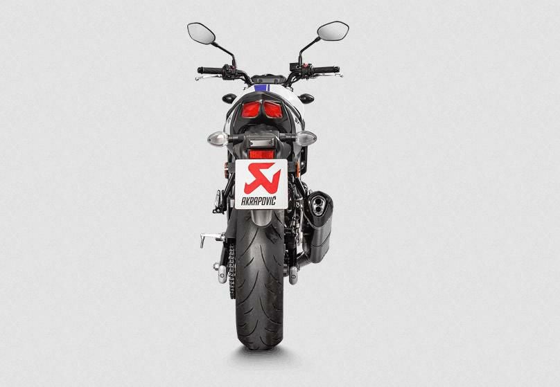 Akrapovic (アクラポヴィッチ) スリップオンマフラー・カーボン・ECE